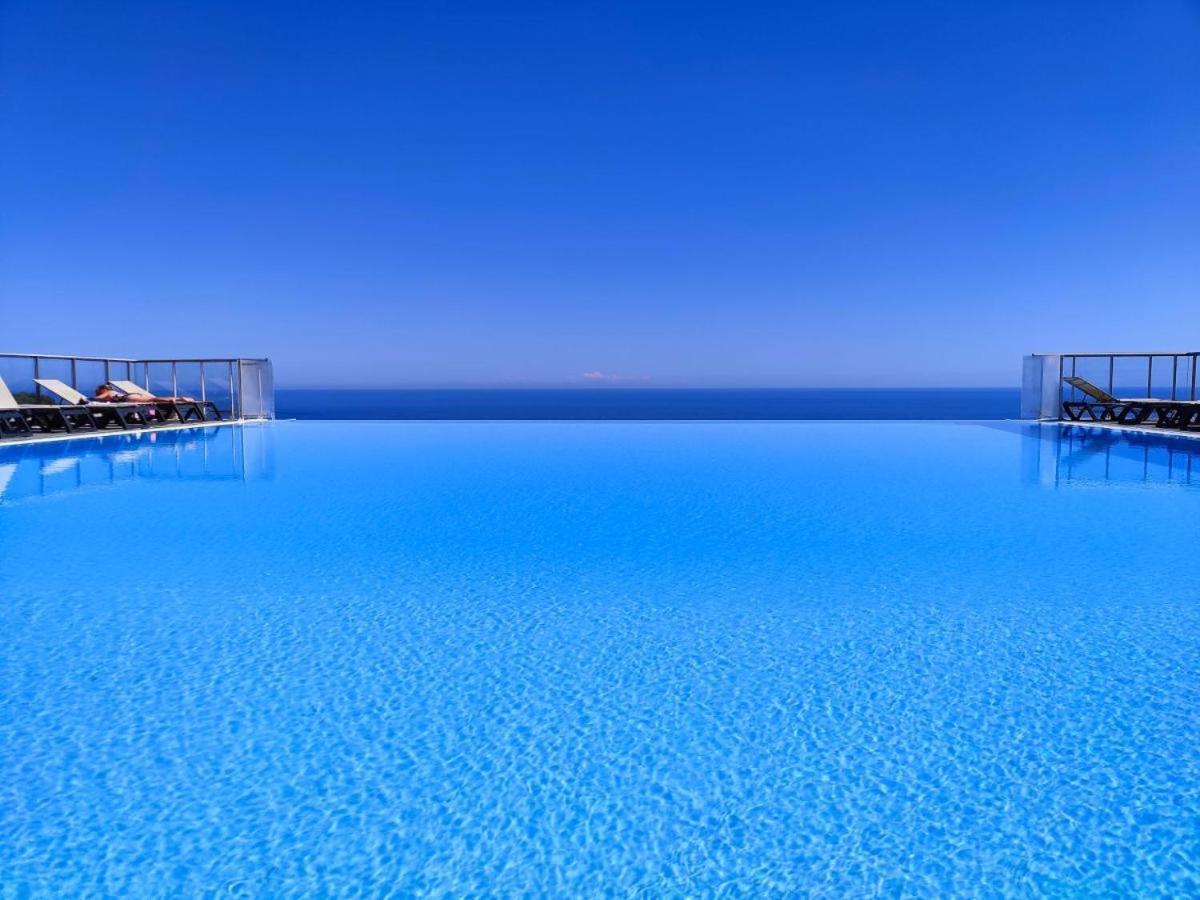 Luxueux Appartement - Vue Mer - Piscine - Free Parking - Monaco Cap-d'Ail Exterior foto